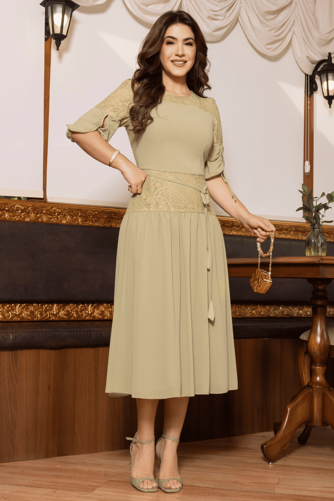 VESTIDO CHIFFON COM DETALHES EM RENDA - 14516 VESTIDO CHIFFON COM DETALHES EM RENDA - 14516