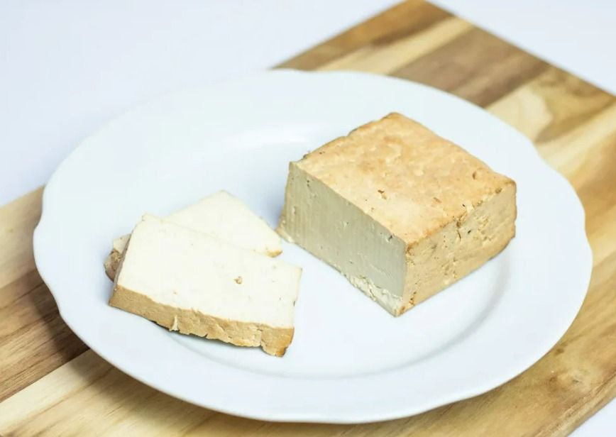 Tofu Defumado Orgânico La Colonia - 250G Tofu Defumado Orgânico La Colonia - 250G