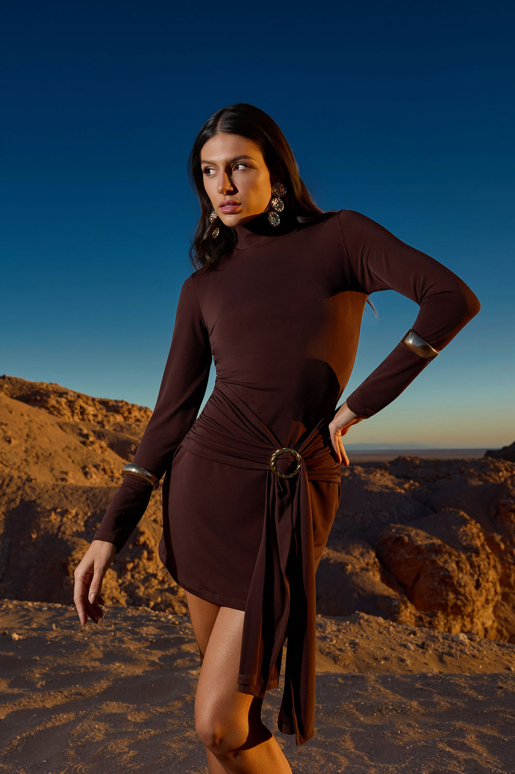 Vestido Manga Longa com Sobreposicao Vestido Manga Longa com Sobreposicao