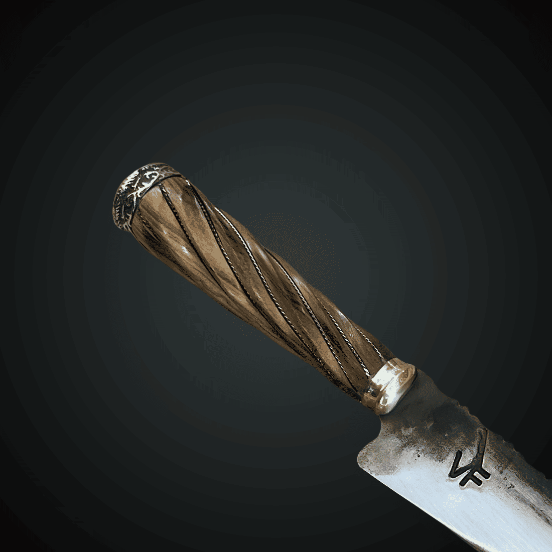 Faca Churrasco 8“ VF Paleteada Carbono 1070 - Cabo Retovado Madeira - Bainha Couro Cru Faca Churrasco 8“ VF Paleteada Carbono 1070 - Cabo Retovado Madeira - Bainha Couro Cru