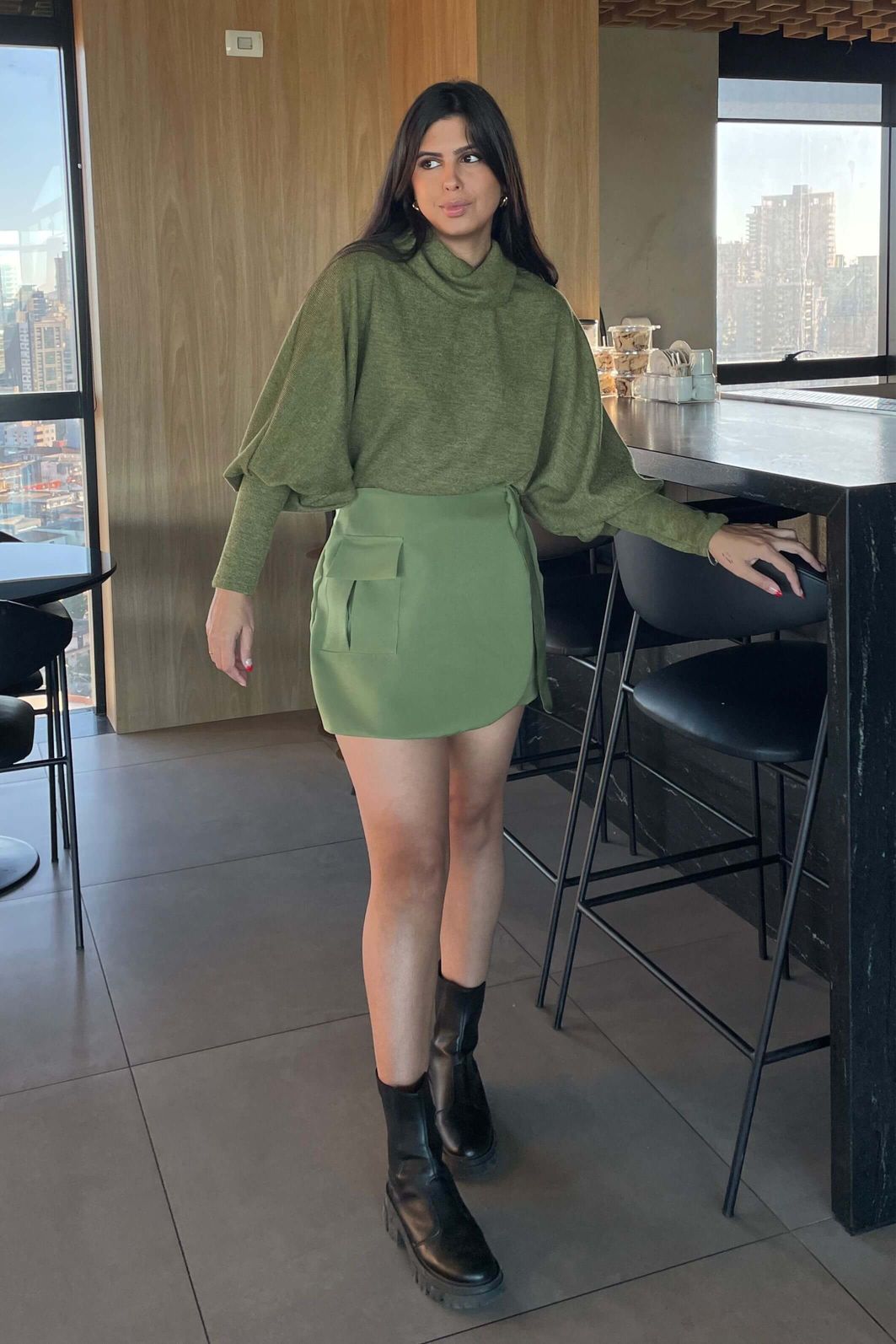 Short Saia Alfaiataria Cintura Alta Mia Verde Militar