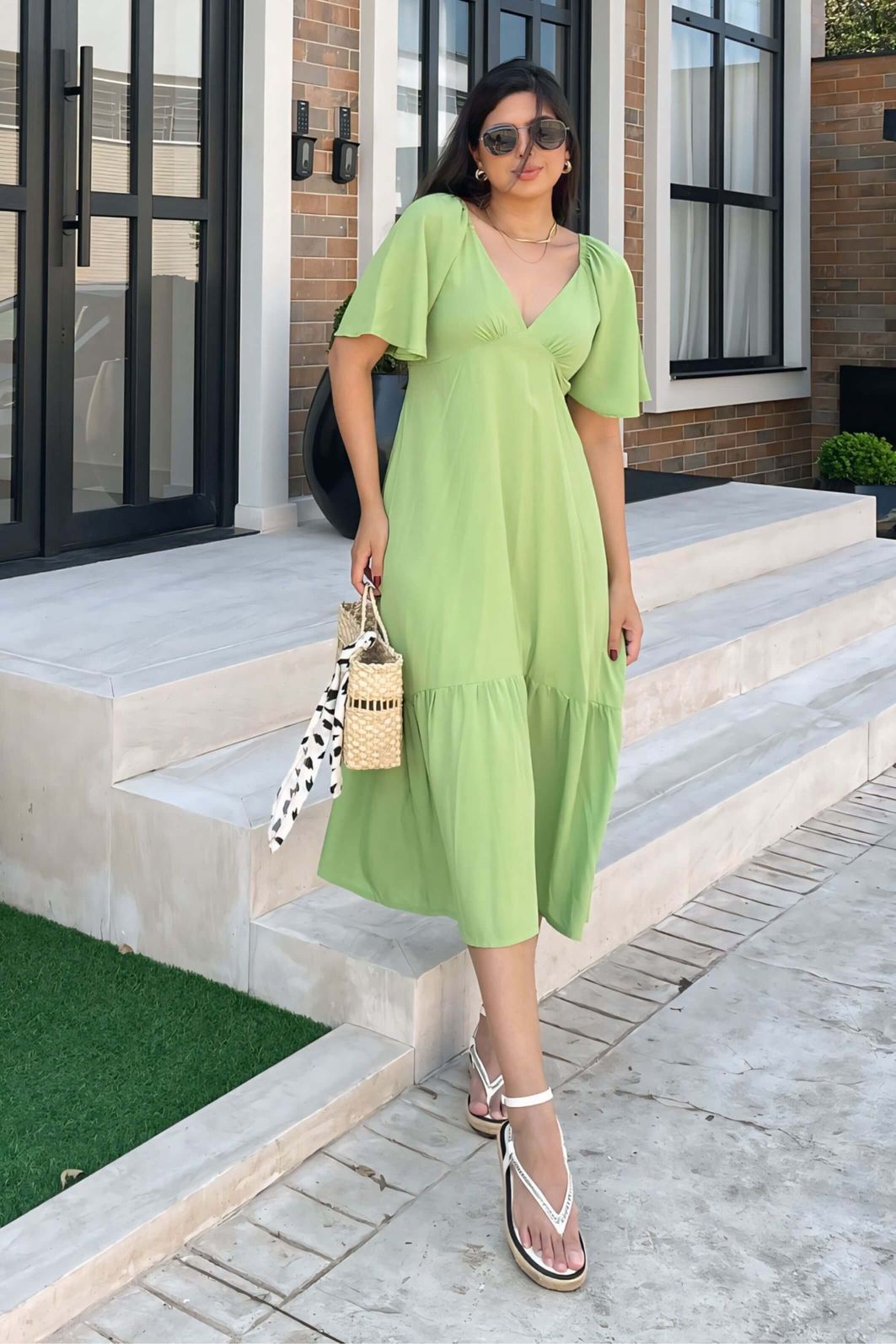 LEVE 2 VESTIDOS MIDI VISCOSE BRISI E GANHE DESCONTO ESPECIAL LEVE 2 VESTIDOS MIDI VISCOSE BRISI E GANHE DESCONTO ESPECIAL