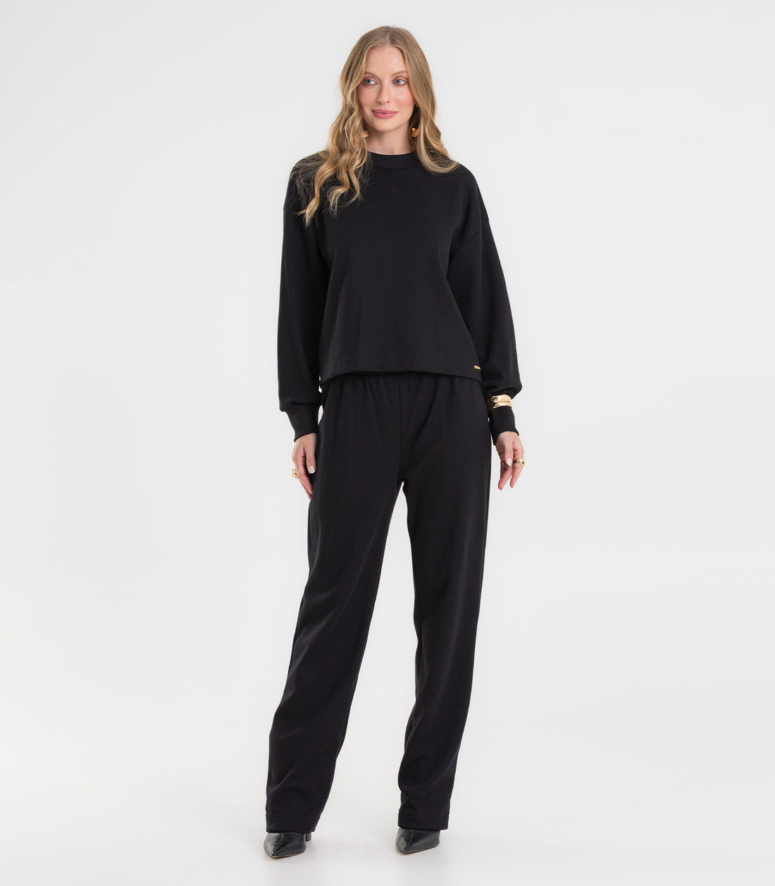 Conjunto Blusão e Calça Wide Leg - Bege Areia Conjunto Blusão e Calça Wide Leg - Bege Areia