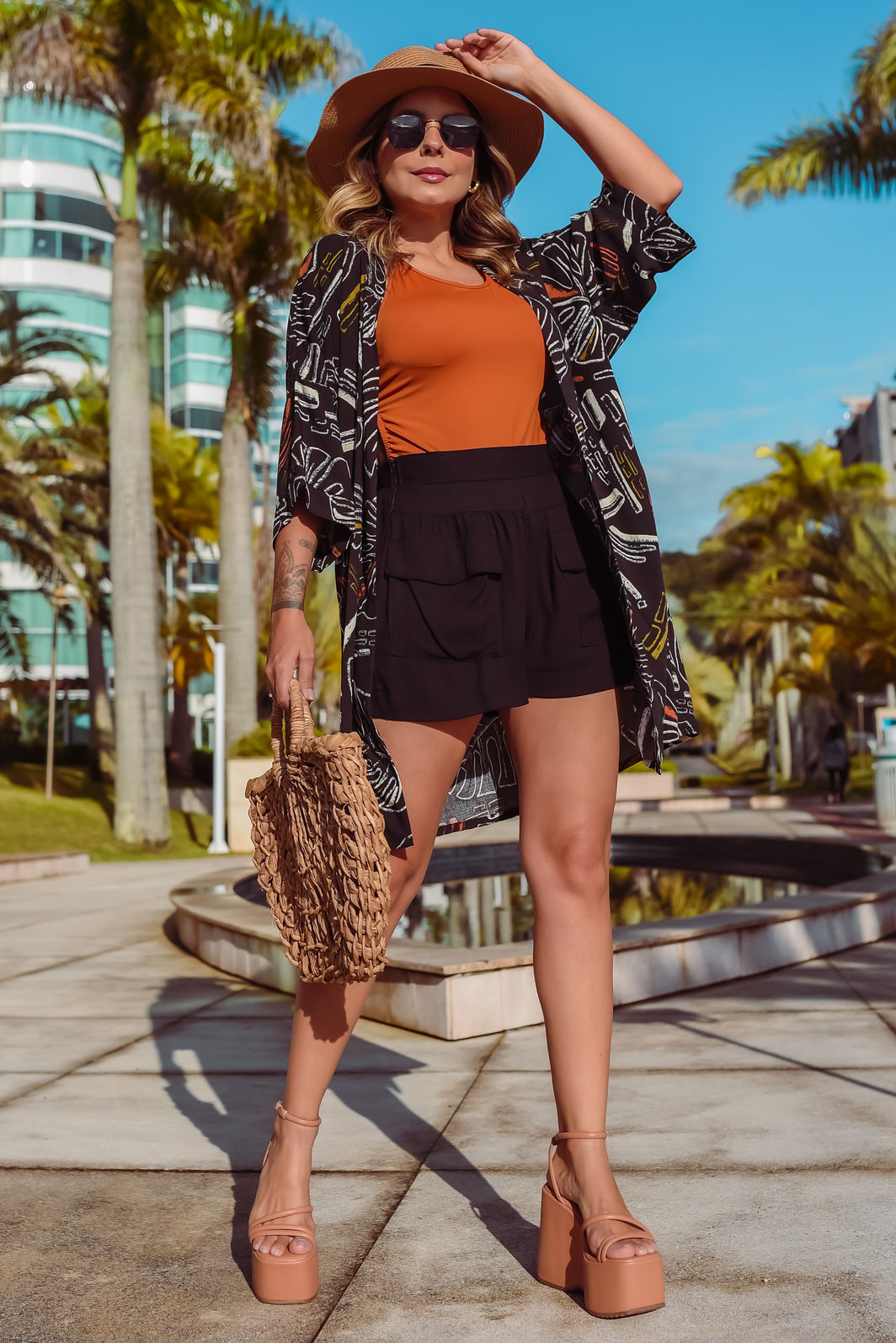 Shorts Maria em Viscose - Preto Shorts Maria em Viscose - Preto