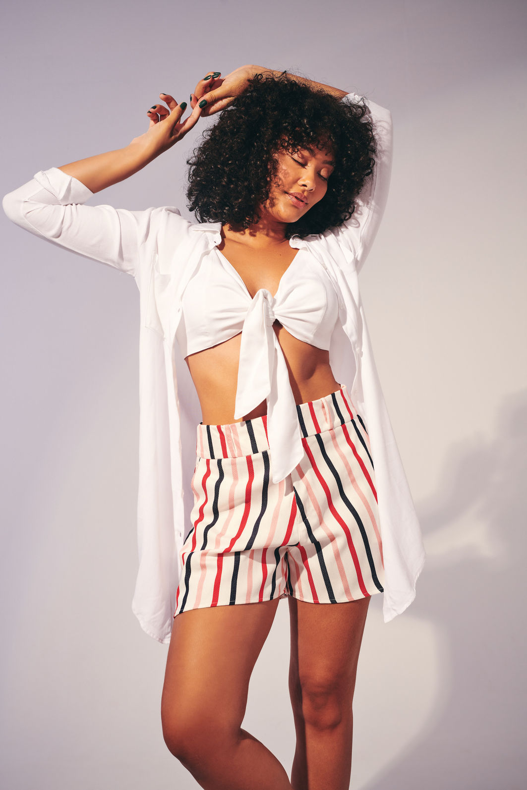 Shorts Suzana Off White com Listras Shorts Suzana Off White com Listras