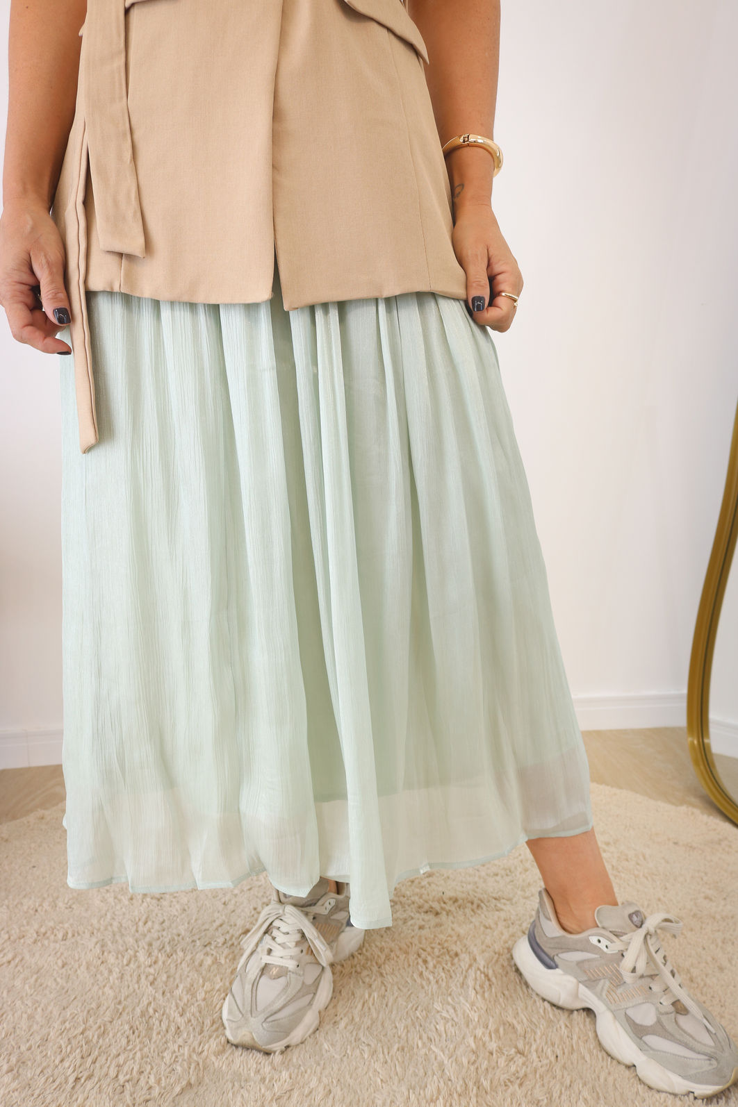 Saia Acetinada Midi Com Forro - Sálvia