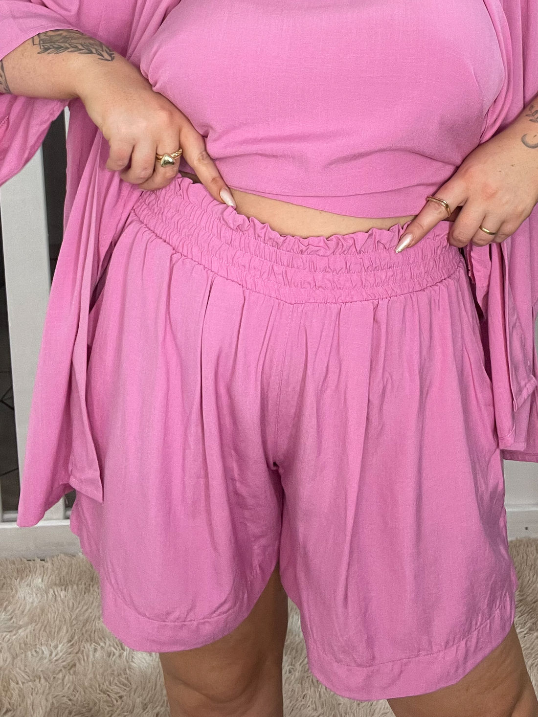 Shorts Aurora de Tecido de Viscose - Rosa Bloom Shorts Aurora de Tecido de Viscose - Rosa Bloom