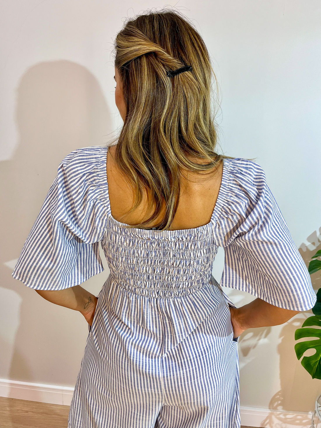 Macacão Laura - Listras Azul e Branco Macacão Laura - Listras Azul e Branco