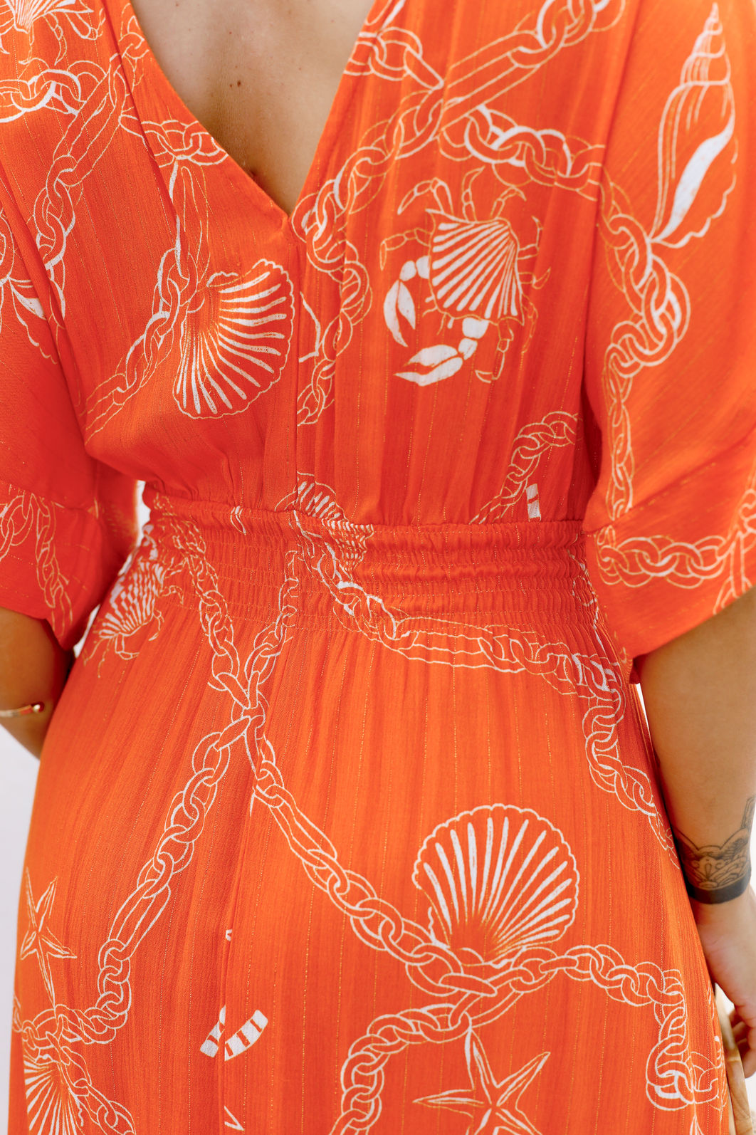 Vestido Vanessa Midi com Forro - Estampa Fundo do Mar Laranja