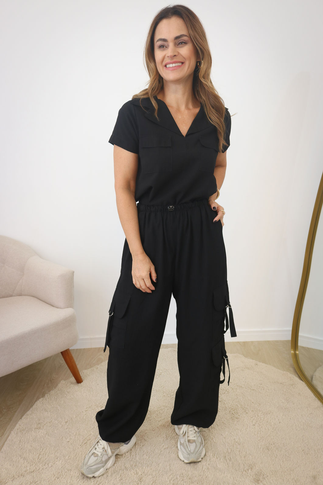 Calça Cargo com Five Pockets e Ajustes - Preto Calça Cargo com Five Pockets e Ajustes - Preto