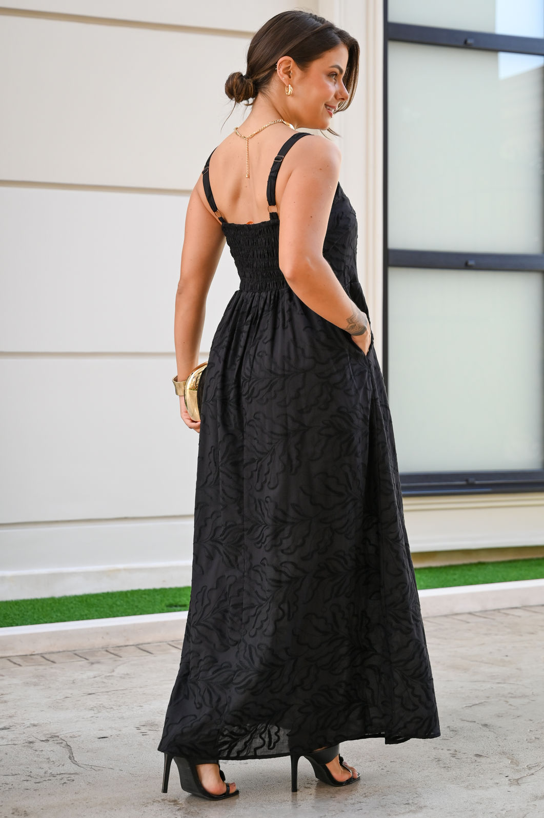 Vestido Tulum Tecido Bordado - Preto