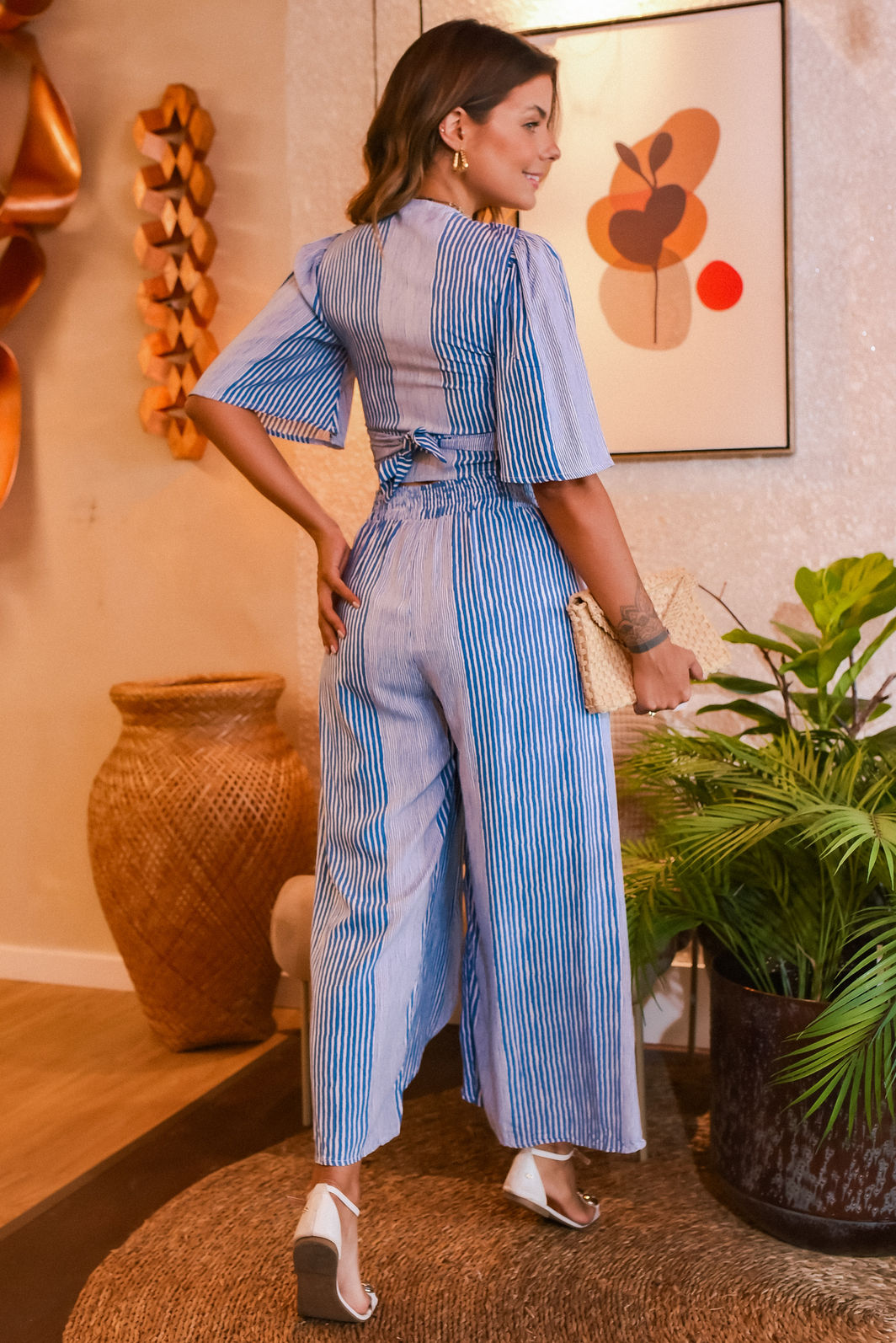 Blusa Almare - Listras Azuis com Fundo Branco Blusa Almare - Listras Azuis com Fundo Branco