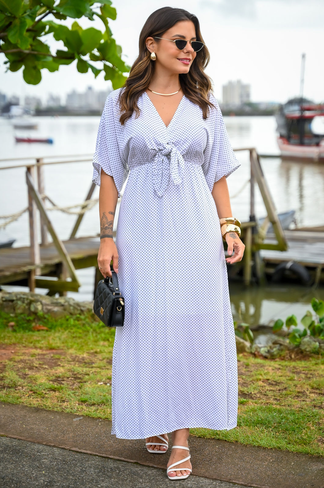 Vestido Laura - Com Forro - Estampa Poá com Fundo Branco