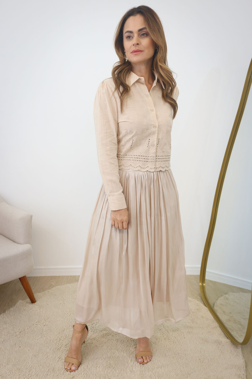 Camisa Alfaiataria com Bordado - Areia