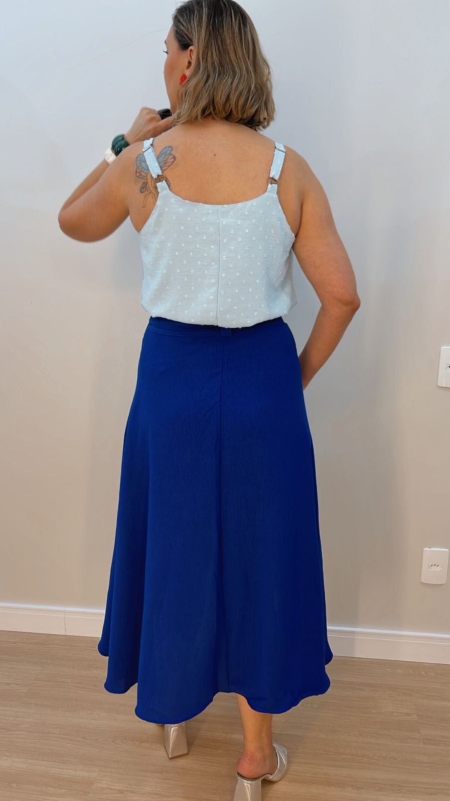 Blusa Tarcila - Azul Claro - Crepe Poá Blusa Tarcila - Azul Claro - Crepe Poá