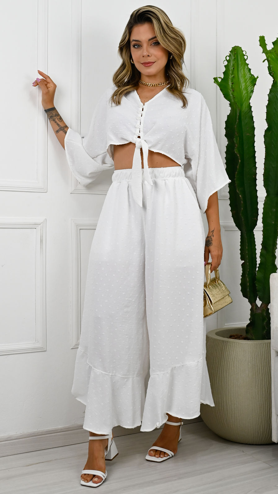 Calça de Tecido Plano Crepe Poá - Yasmin - Off White com forro Calça de Tecido Plano Crepe Poá - Yasmin - Off White com forro