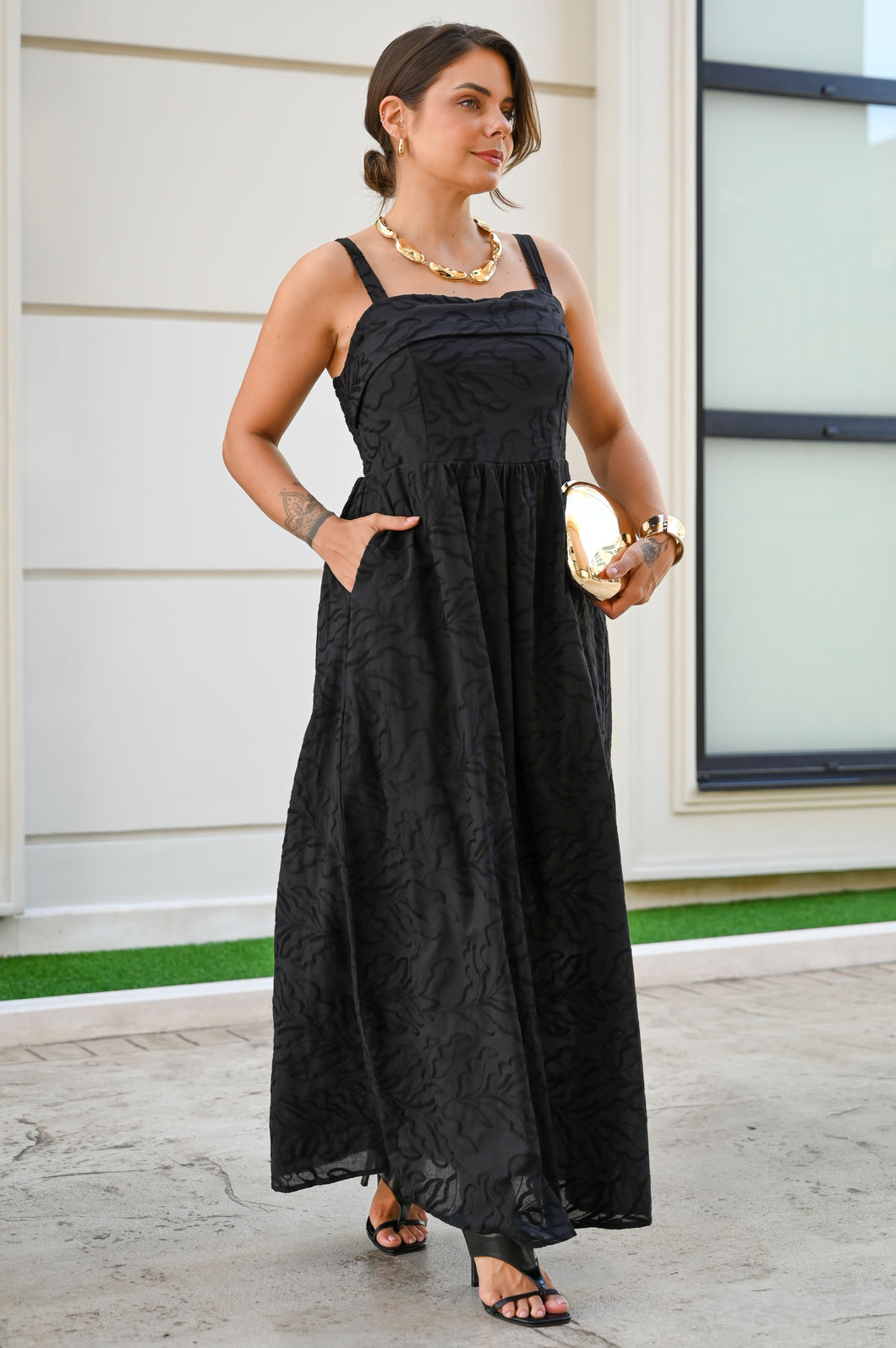 Vestido Tulum Tecido Bordado - Preto