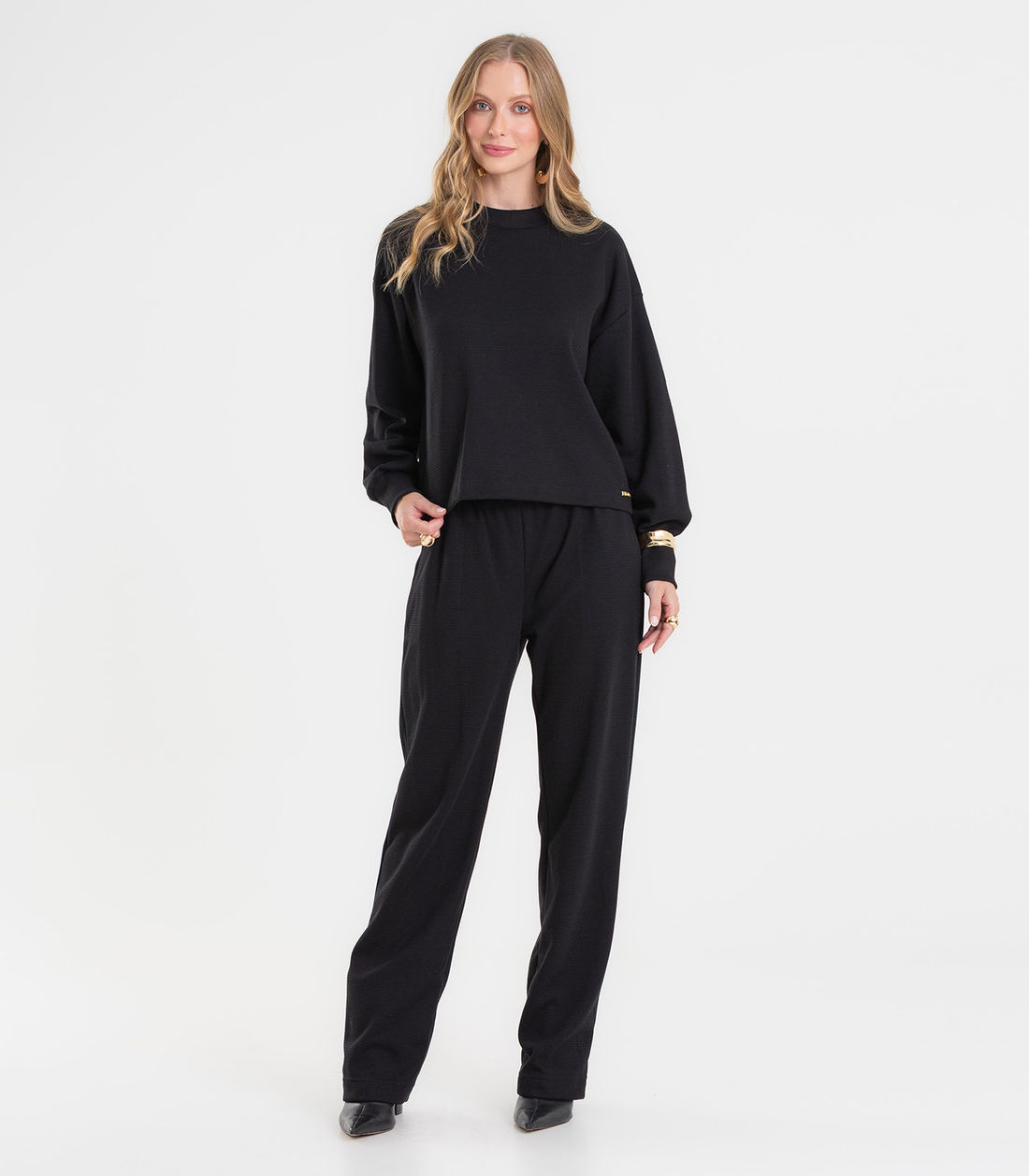 Conjunto Blusão e Calça Wide Leg - Bege Areia Conjunto Blusão e Calça Wide Leg - Bege Areia