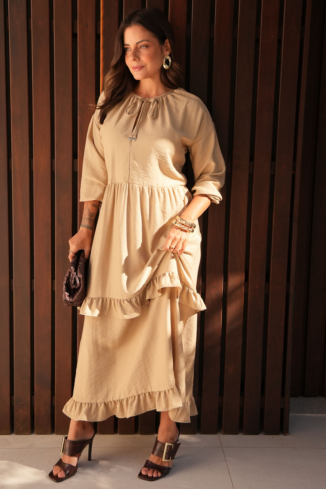 Vestido Norah - Bege Tecido Viscose e Poliamida Vestido Norah - Bege Tecido Viscose e Poliamida