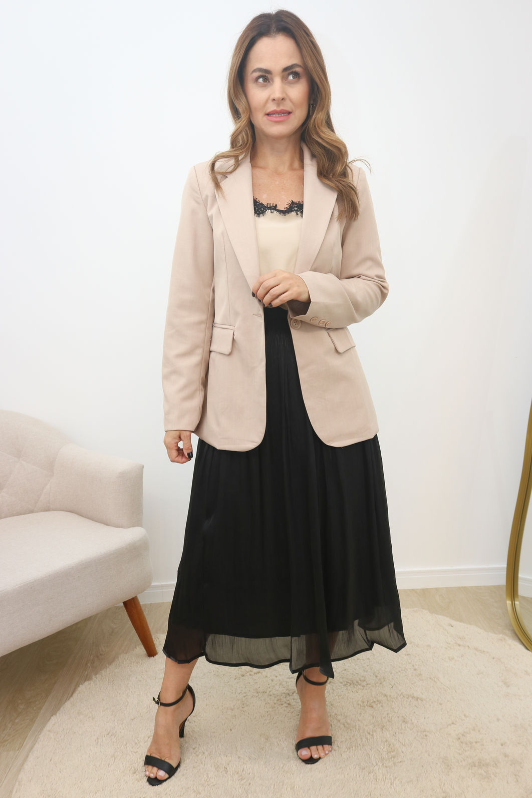 Saia Acetinada Midi Com Forro - Preto