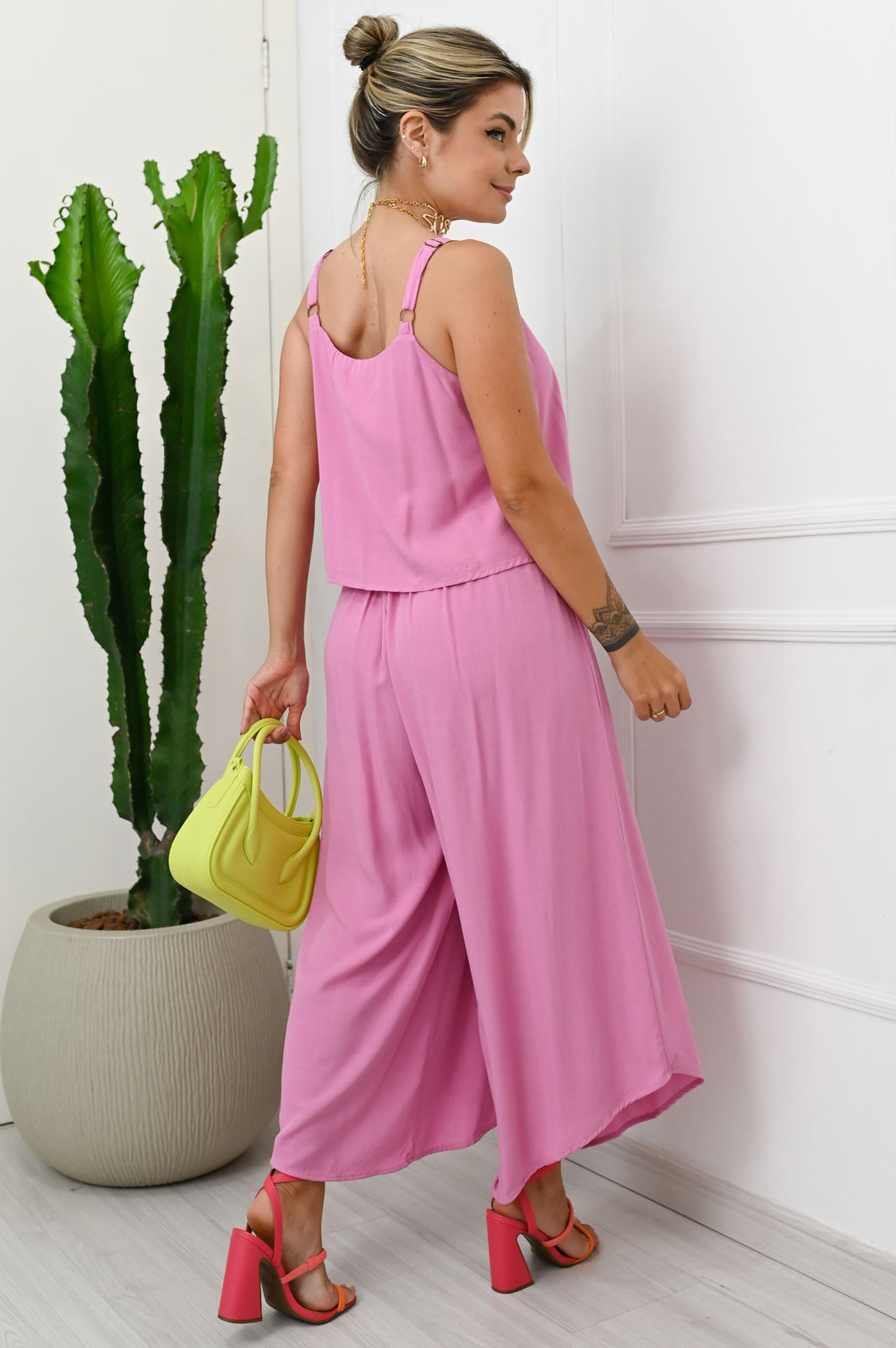 Calça Midi Aurora - Rosa Bloom Calça Midi Aurora - Rosa Bloom