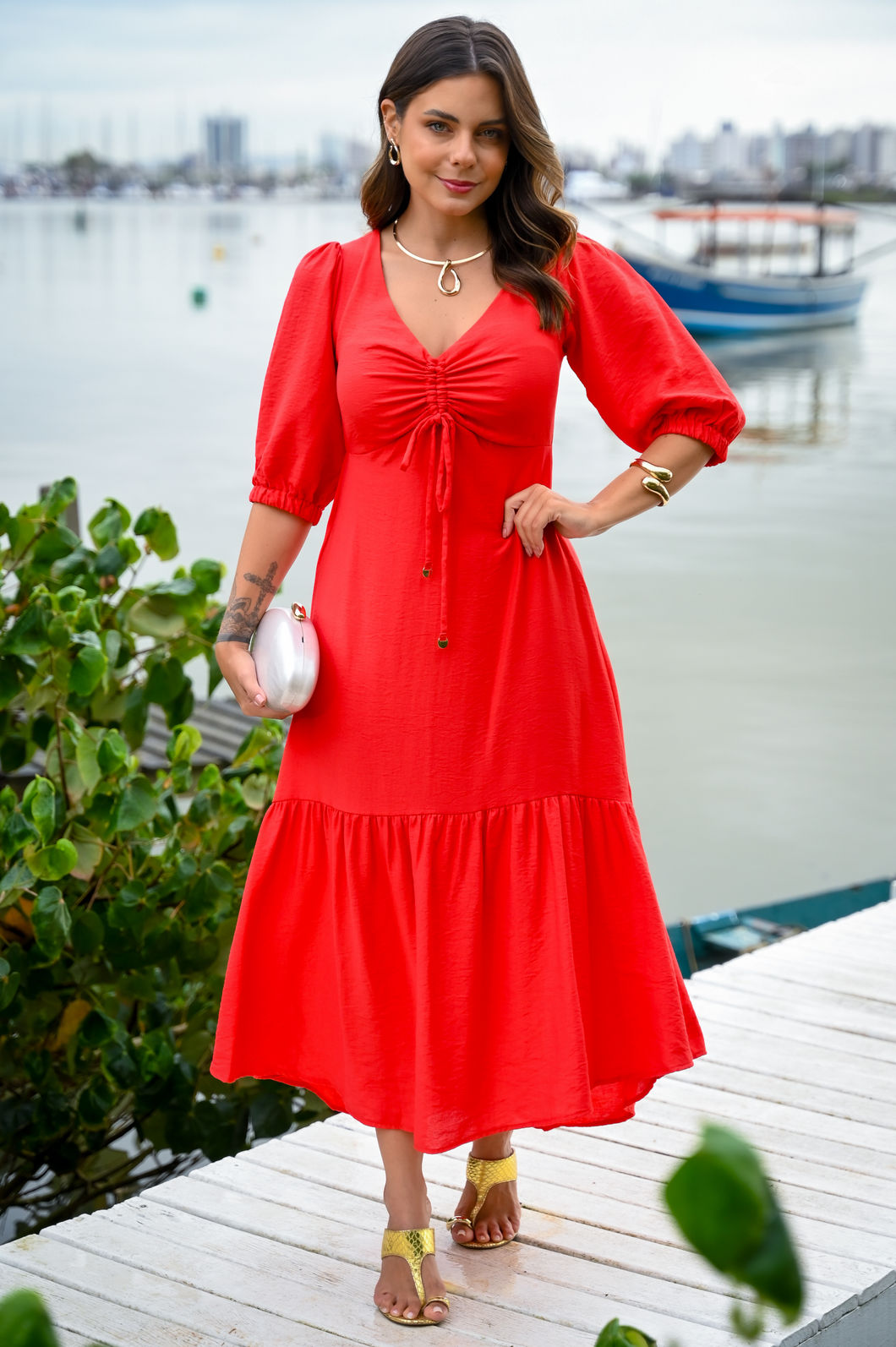 Vestido Flor Linda em Tecido Plano de Viscose Midi - Vermelho Vestido Flor Linda em Tecido Plano de Viscose Midi - Vermelho