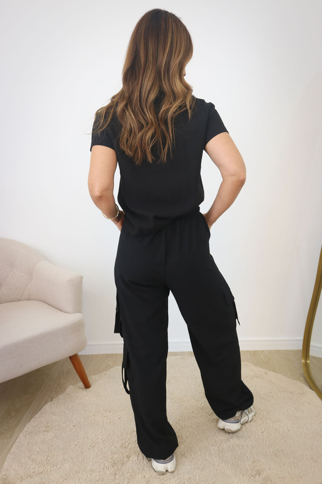 Calça Cargo com Five Pockets e Ajustes - Preto Calça Cargo com Five Pockets e Ajustes - Preto