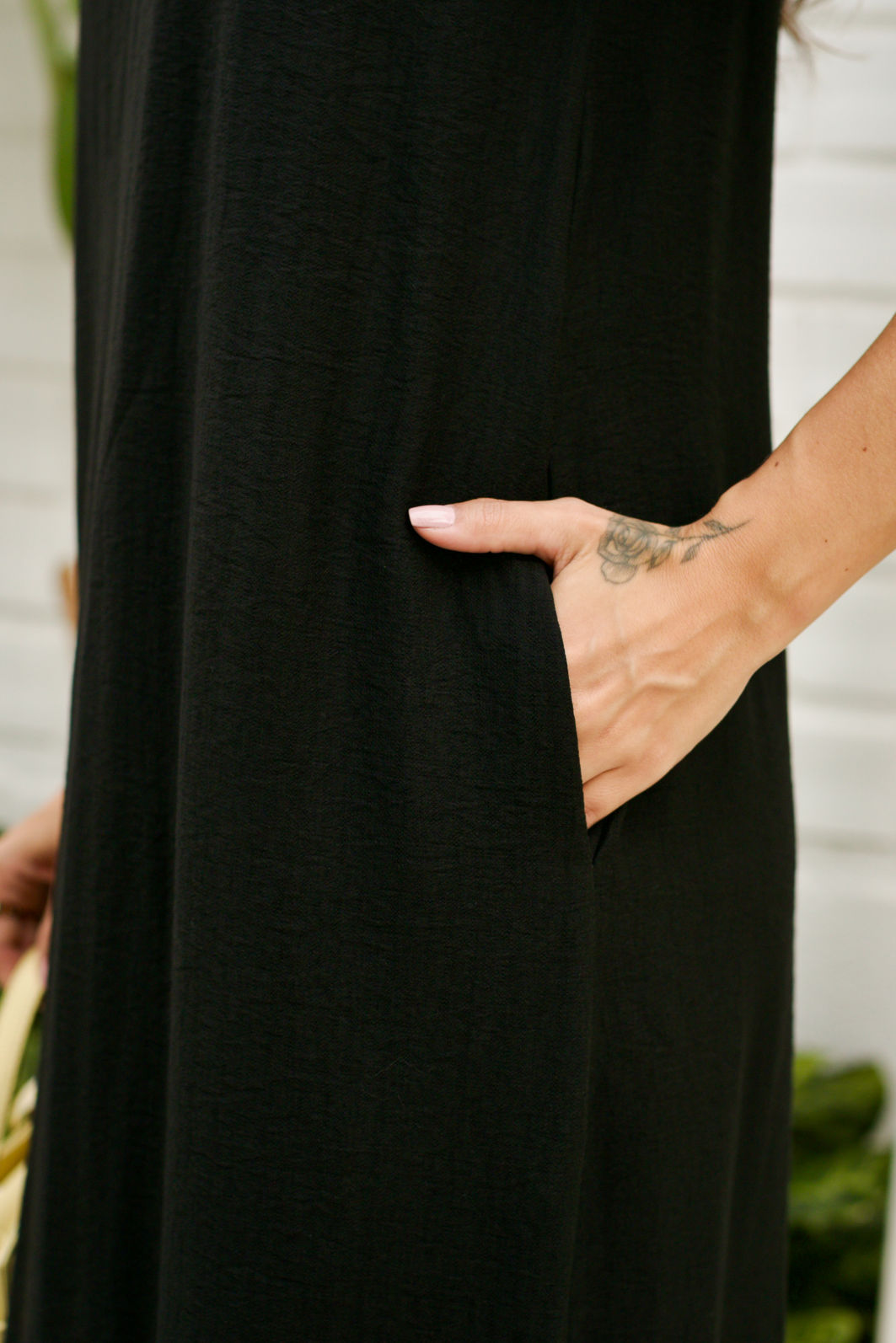Vestido Alice Tecido Plano com Alças de Amarrar - Preto Vestido Alice Tecido Plano com Alças de Amarrar - Preto