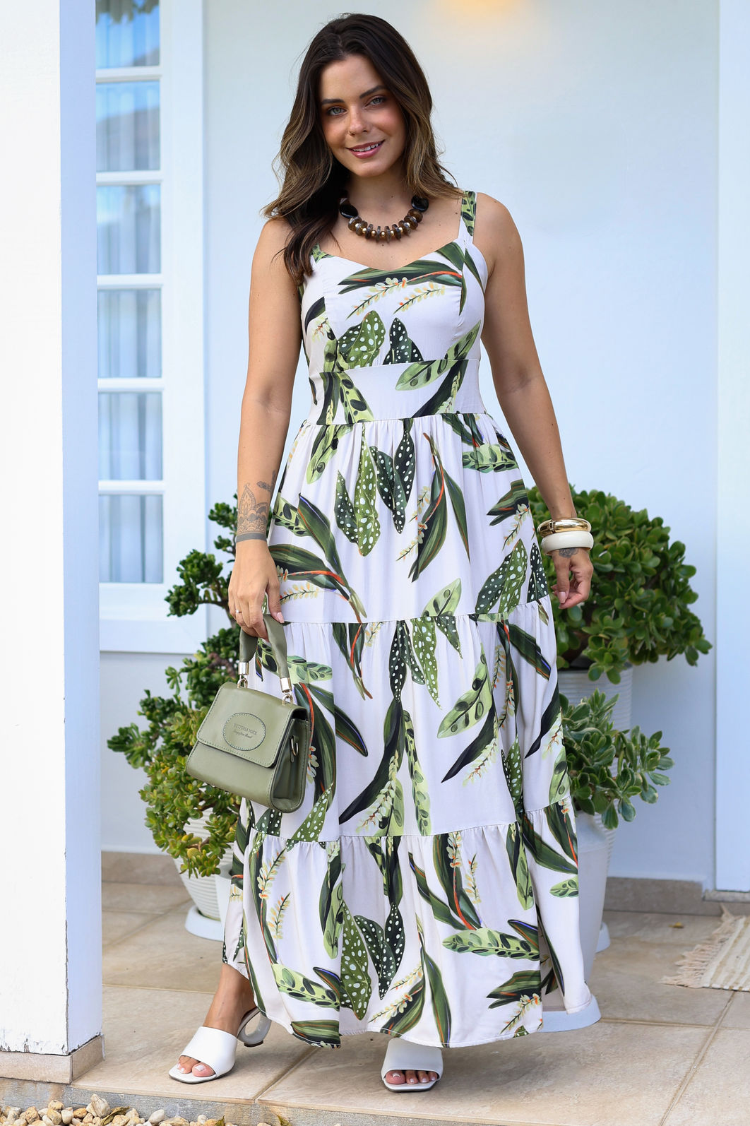 Vestido Lunna Midi (Com Forro) Alças Reguláveis Estampa Folhagens