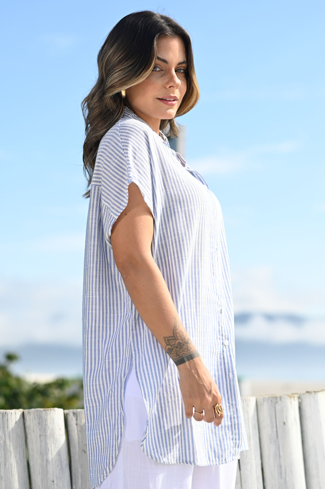 Camisa Lola - Listras Azul e Branco Camisa Lola - Listras Azul e Branco
