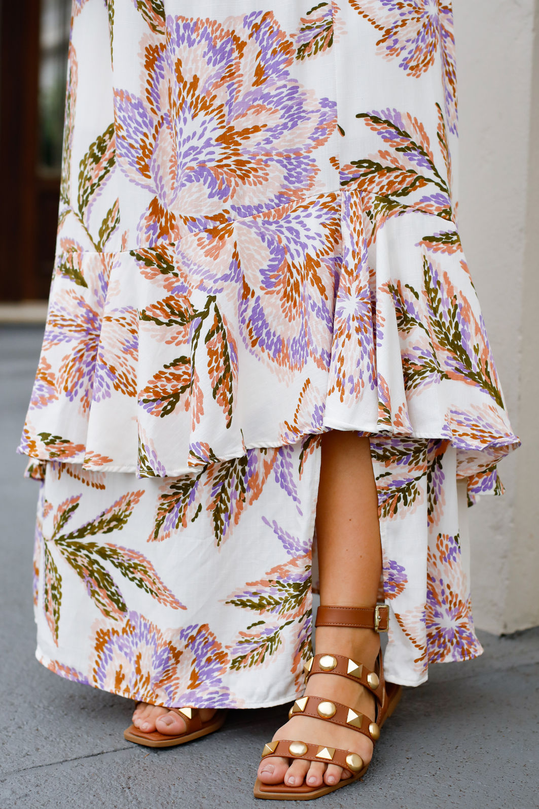 Vestido Maria Flor - Tecido Plano de Viscose Sarjada - Estampa Floral Artístico Fundo Off White Vestido Maria Flor - Tecido Plano de Viscose Sarjada - Estampa Floral Artístico Fundo Off White