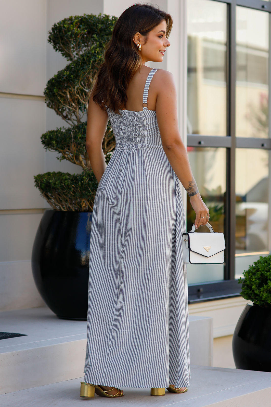 Vestido Mayra em Tecido Plano de Viscose com Alças Reguláveis - Listrado Fio tinto