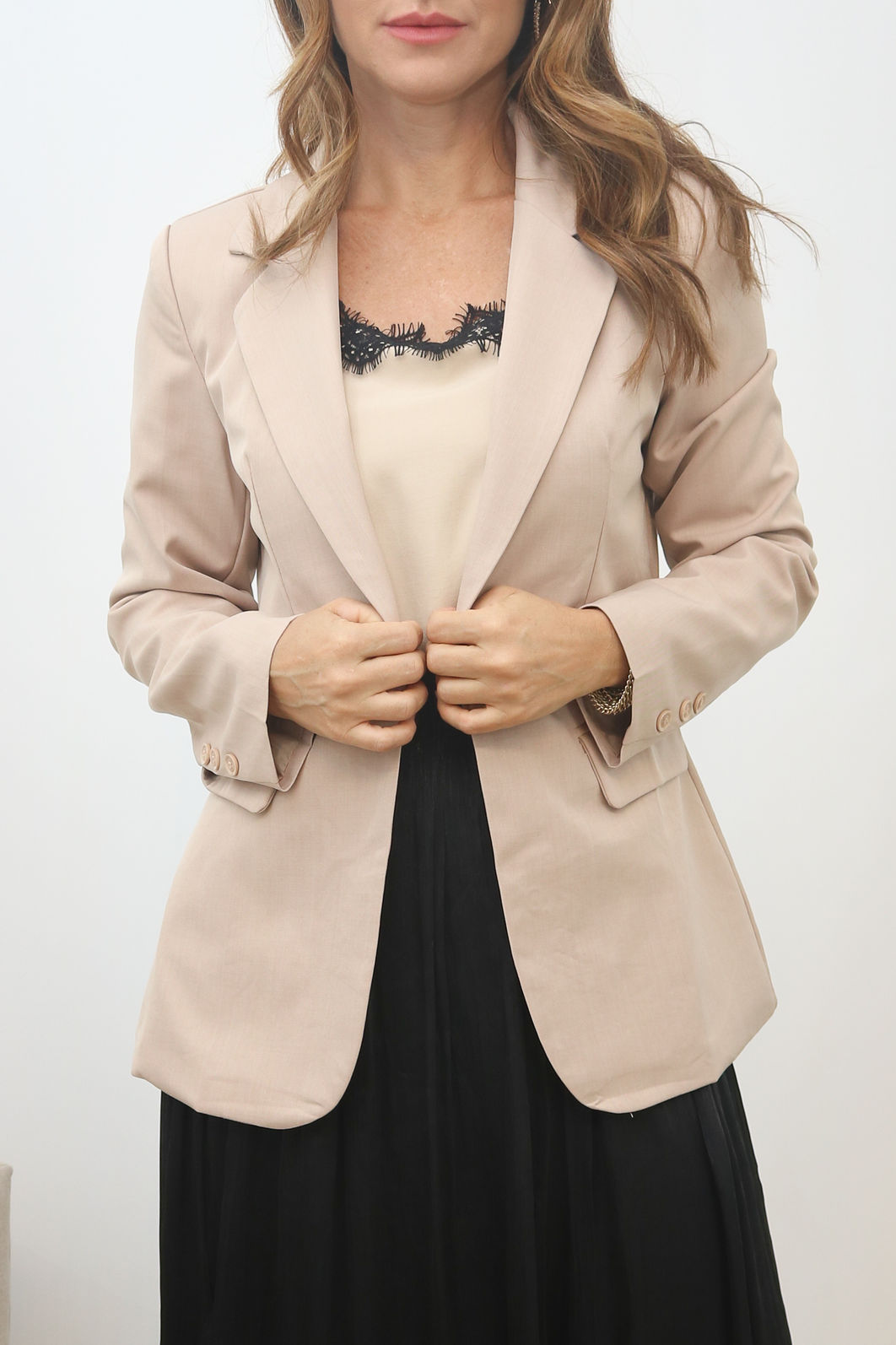 Blazer Alfaiataria Premium Forrado - Bege Areia Blazer Alfaiataria Premium Forrado - Bege Areia