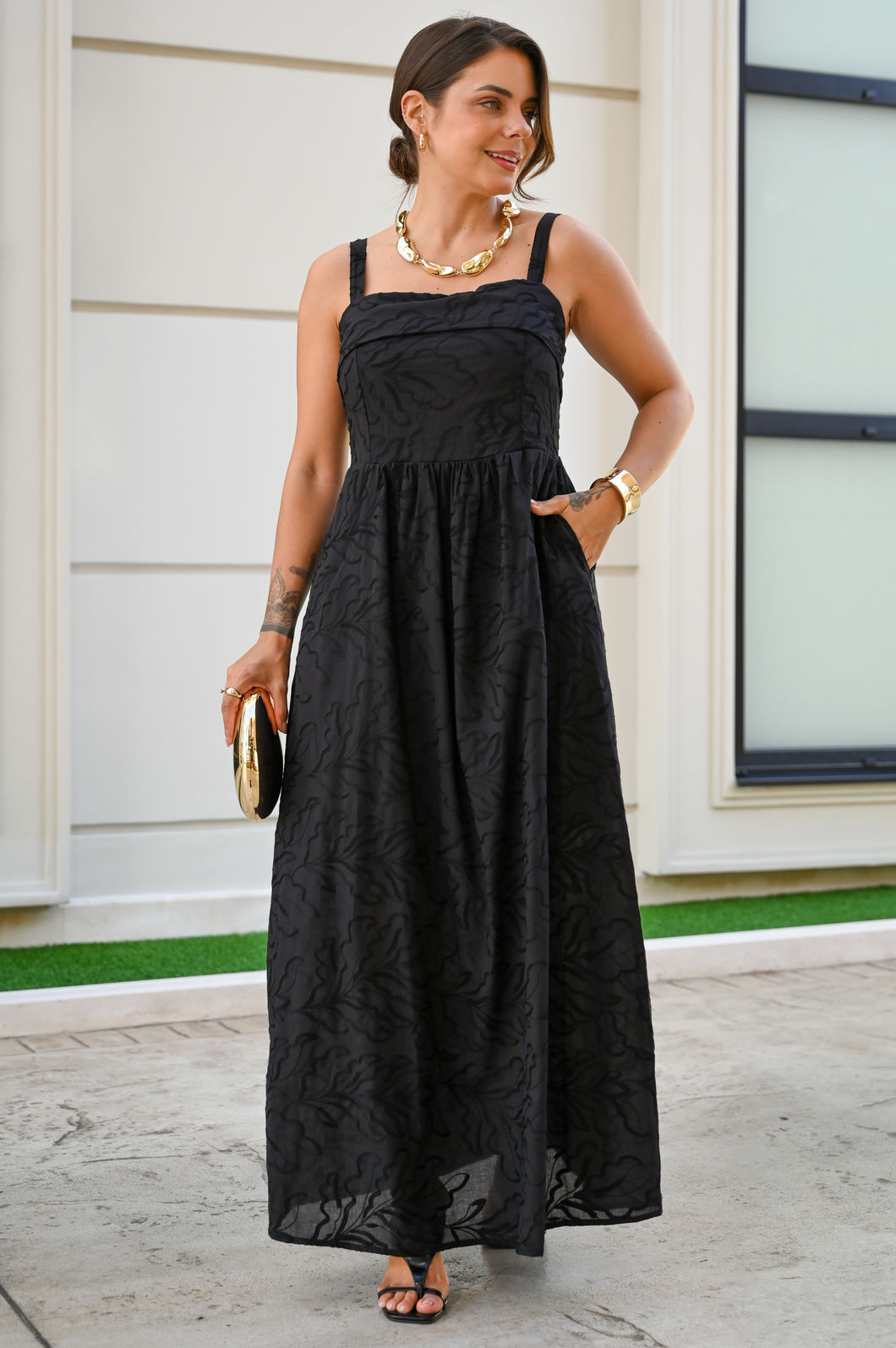 Vestido Tulum Tecido Bordado - Preto
