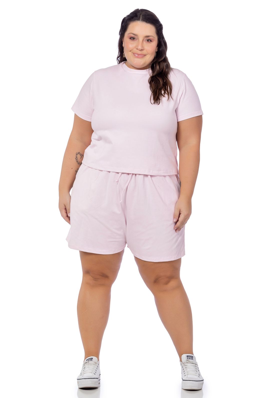Conjunto Plus Size em Malha com Blusa e Shorts