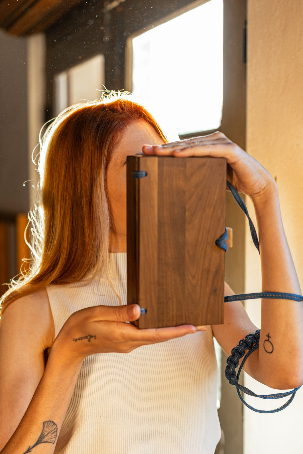 Bolsa de madeira Ternura - horizontal Bolsa de madeira Ternura - horizontal