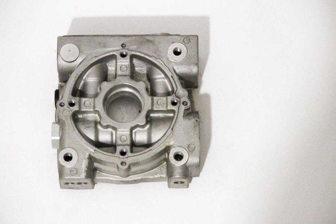 5800144-79 TAMPA DISTRIBUICAO MOTOR HIDRAULICO