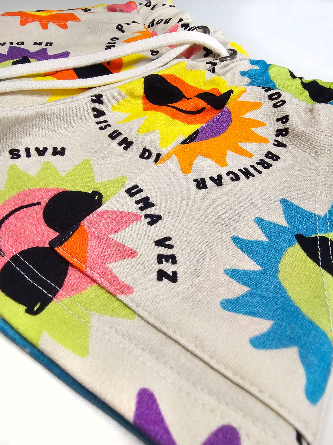 SHORTS UNISSEX SOL COLORIDO