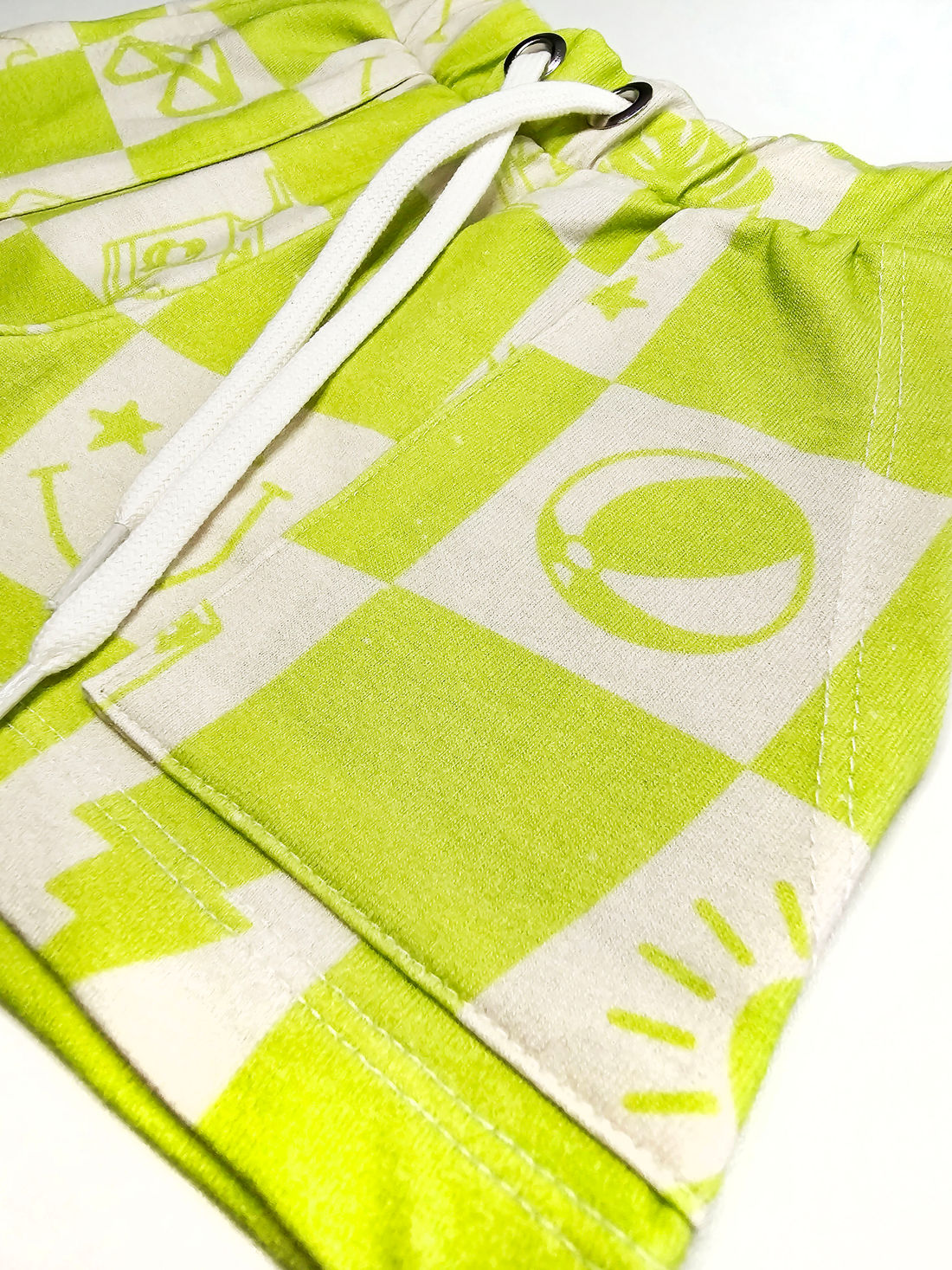 SHORTS UNISSEX QUADRI VERDINHO