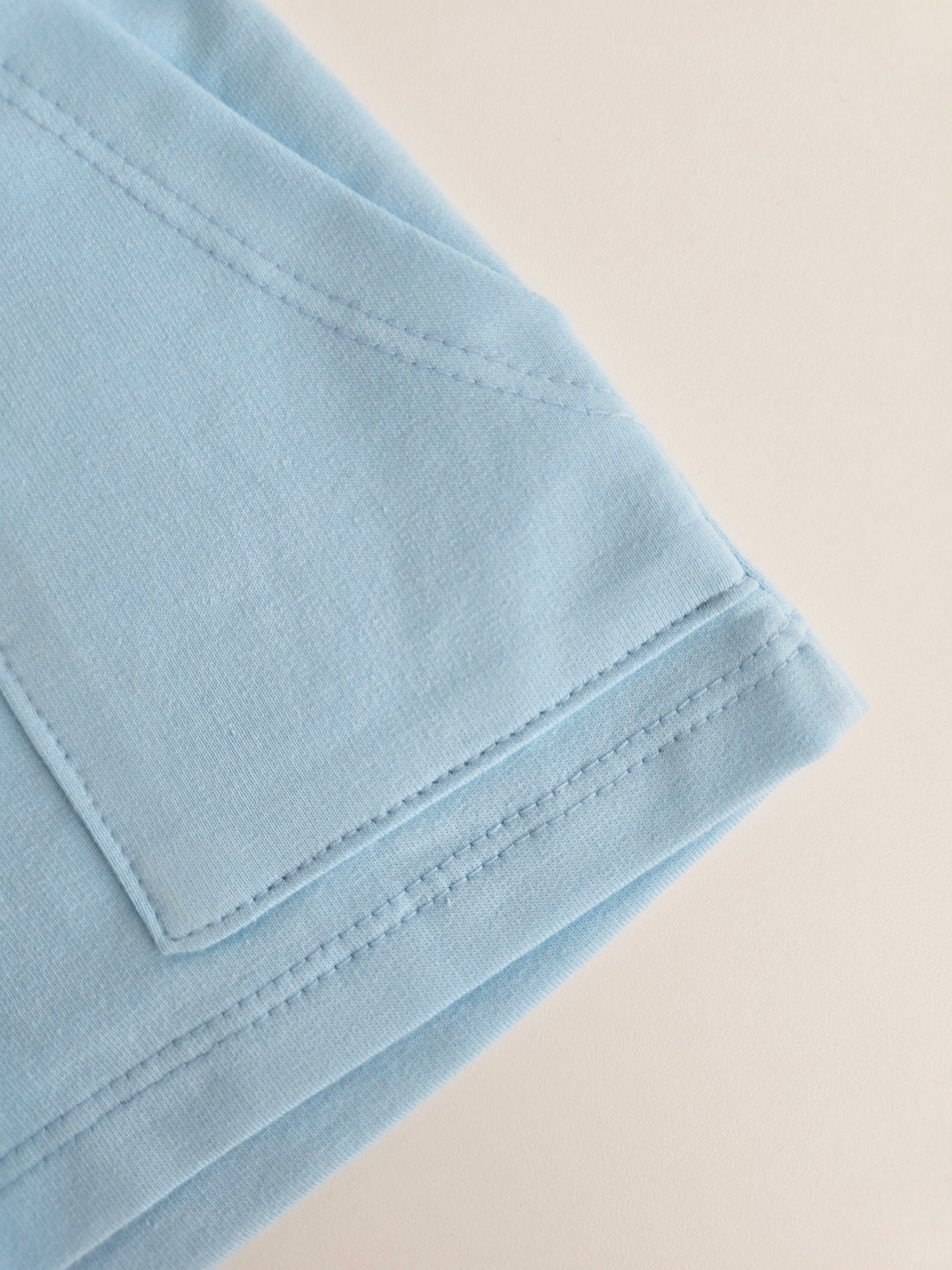 SHORTS UNISSEX AZUL CLARO