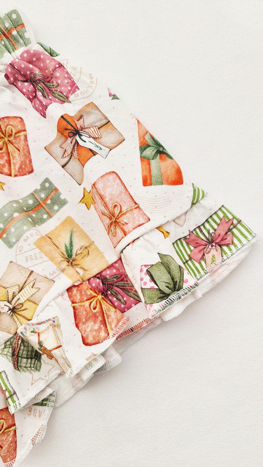 SHORTS BABADOS PRESENTES