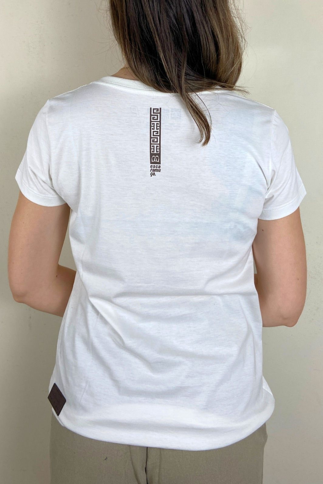 CAMISETA FEM LIVRE COMO VENTO - OFFWHITE - F219 CAMISETA FEM LIVRE COMO VENTO - OFFWHITE - F219