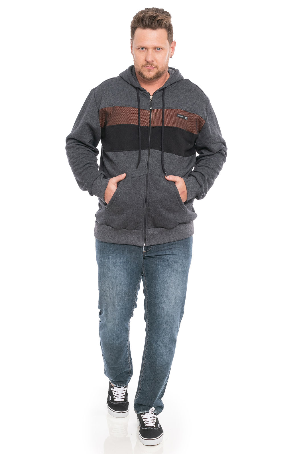 Jaqueta Masculina em Moletom com Recortes Jaqueta Masculina em Moletom com Recortes