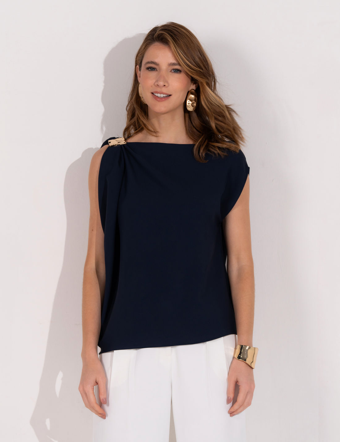 Blusa Raissa em Alfaiataria- Unique Chic Blusa Raissa em Alfaiataria- Unique Chic
