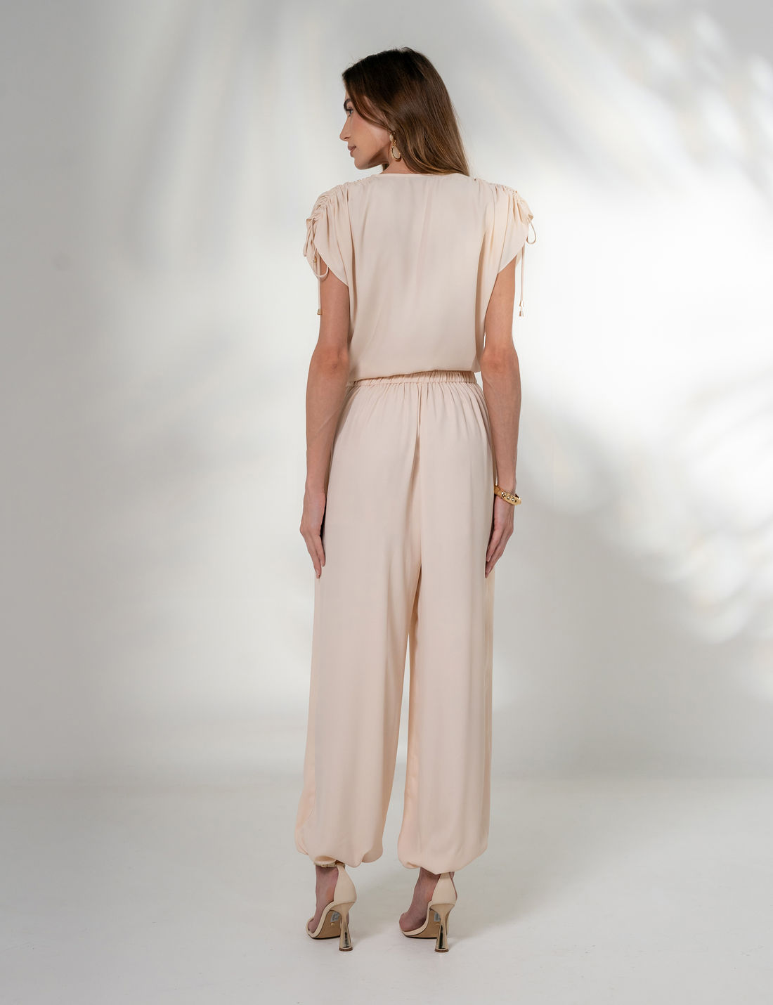 Calça Aladim Ísis Crepe - Unique Chic Calça Aladim Ísis Crepe - Unique Chic