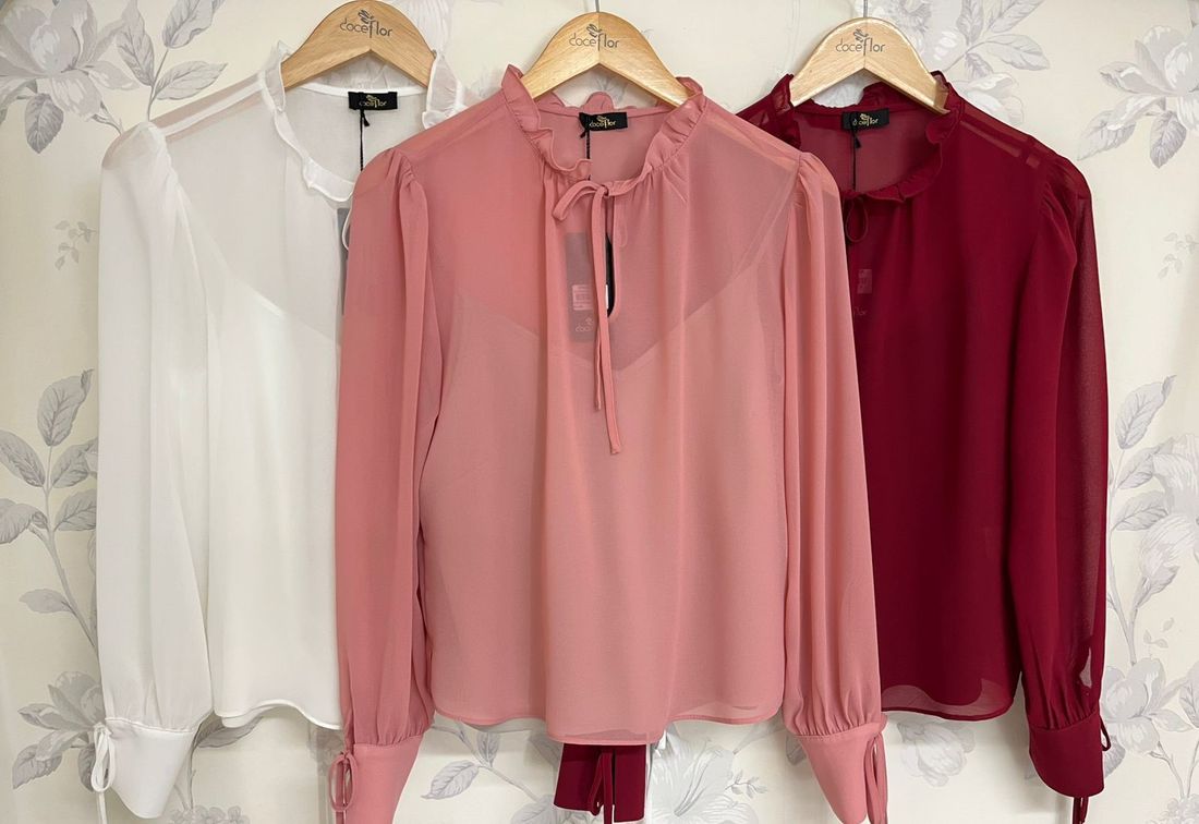 Blusa Manga Longa Com Amarração - Doce Flor