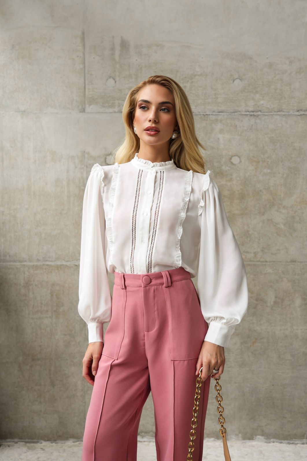 Camisa Crepe com Renda e Babados - Milalai Camisa Crepe com Renda e Babados - Milalai