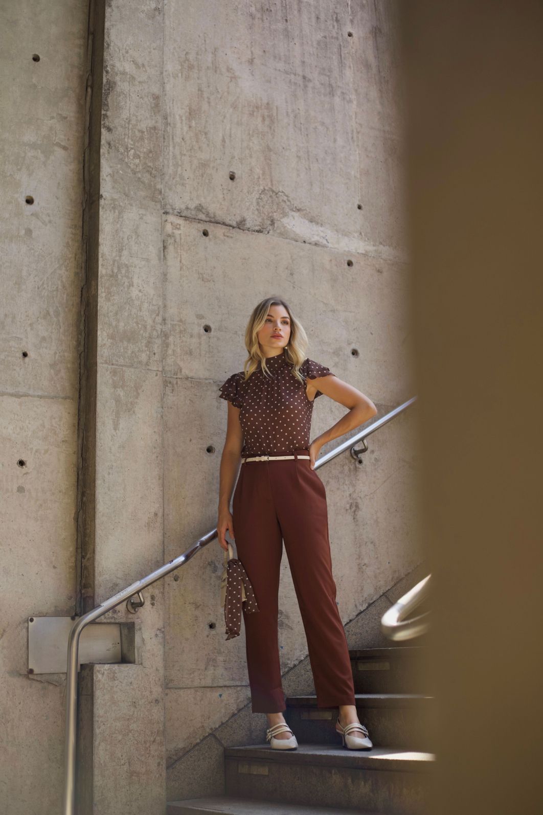 Blusa Crepe Gola Alta Poás - Doce Flor