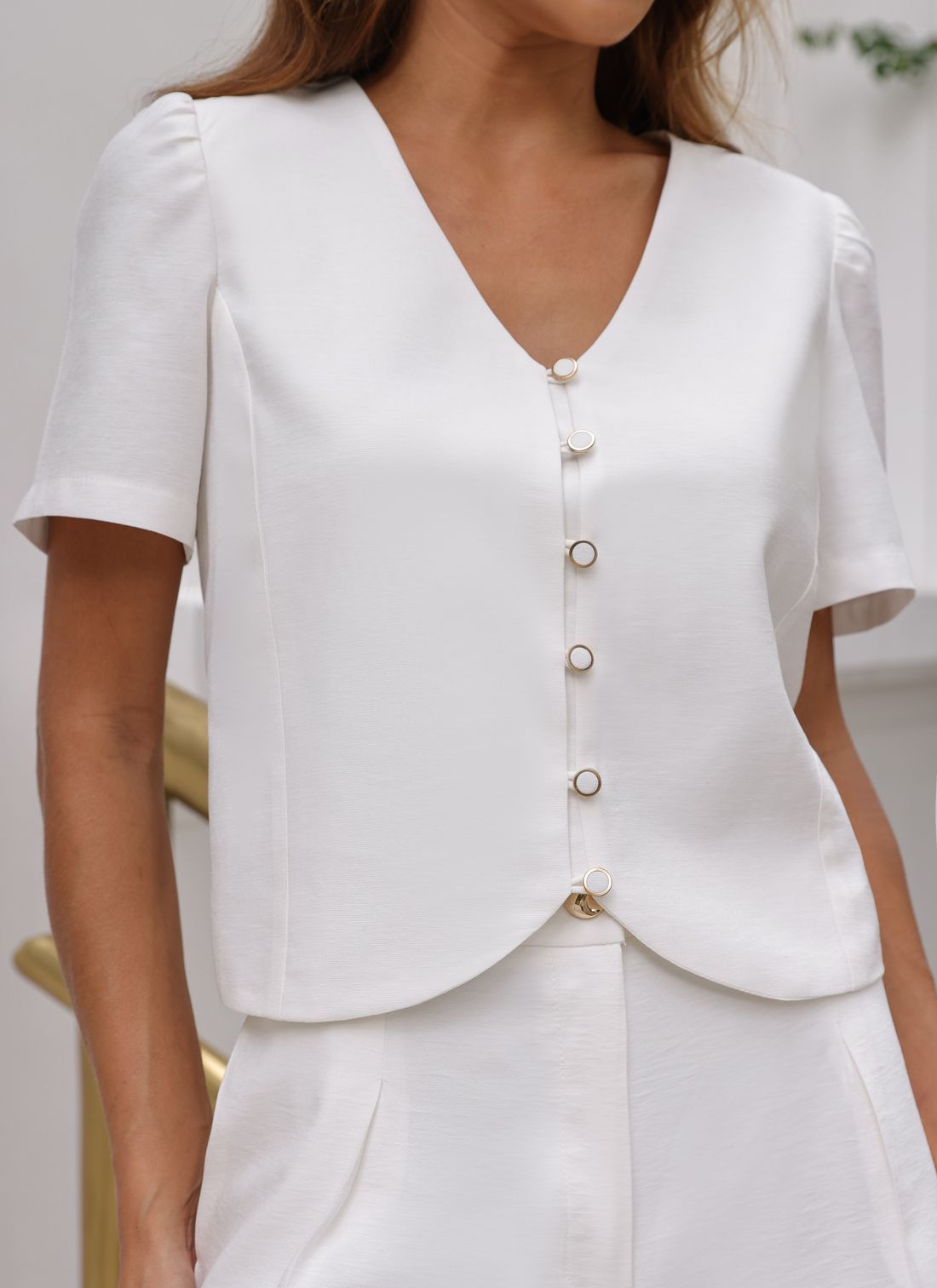 Blusa Alfaiataria Mista Manga Curta Amarração - Doce Flor Blusa Alfaiataria Mista Manga Curta Amarração - Doce Flor