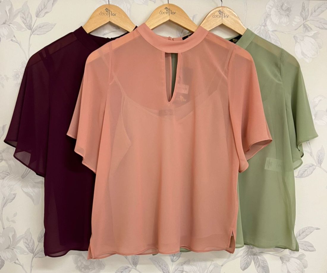 Blusa Gola Alta Manga Godê  - Doce Flor